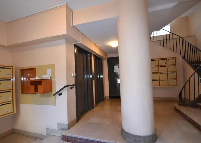 Apartment Le Gambetta By Interhome Toulon